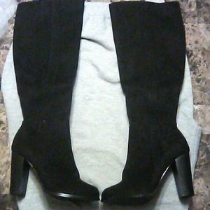 Black suede heeled boots